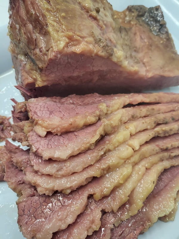 How Long Should One Let Corned Beef Rest Before Serving It