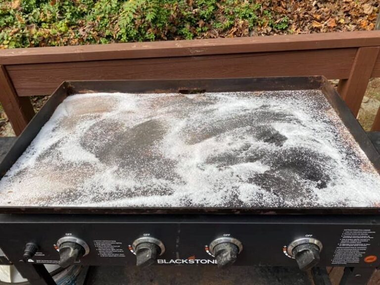 How To Clean Blackstone Griddle After Cooking? StepbyStep Guide