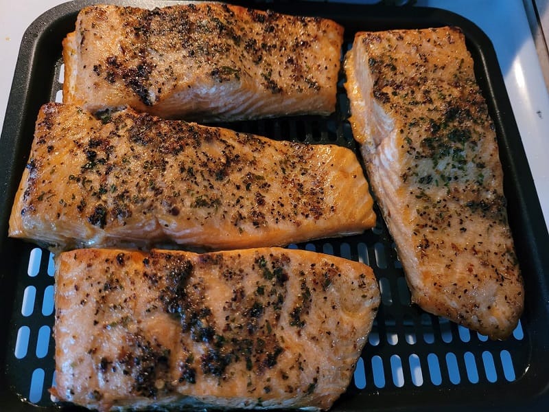 Is it Better to Bake Salmon at 350 or 400