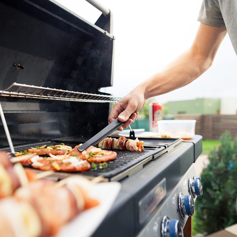 Is Using Two Out Of Four On A Grill More Efficient Than Using All Four?