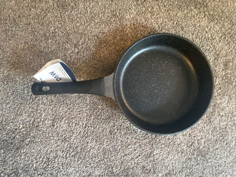 Frying Pan vs Saute Pan: Maintenance