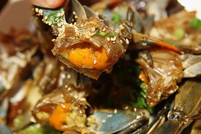 Tips For Selecting The Freshest Raw Crab