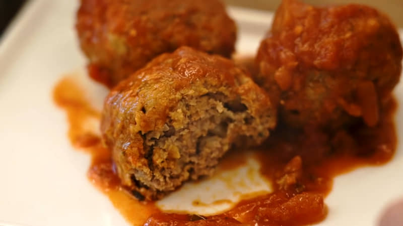 serving suggestions for italian meatballs