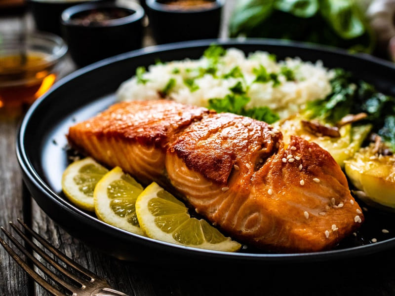 how to know when your grilled salmon is cooked perfectly