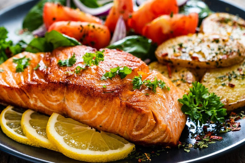 the perfect marinade for grilled salmon