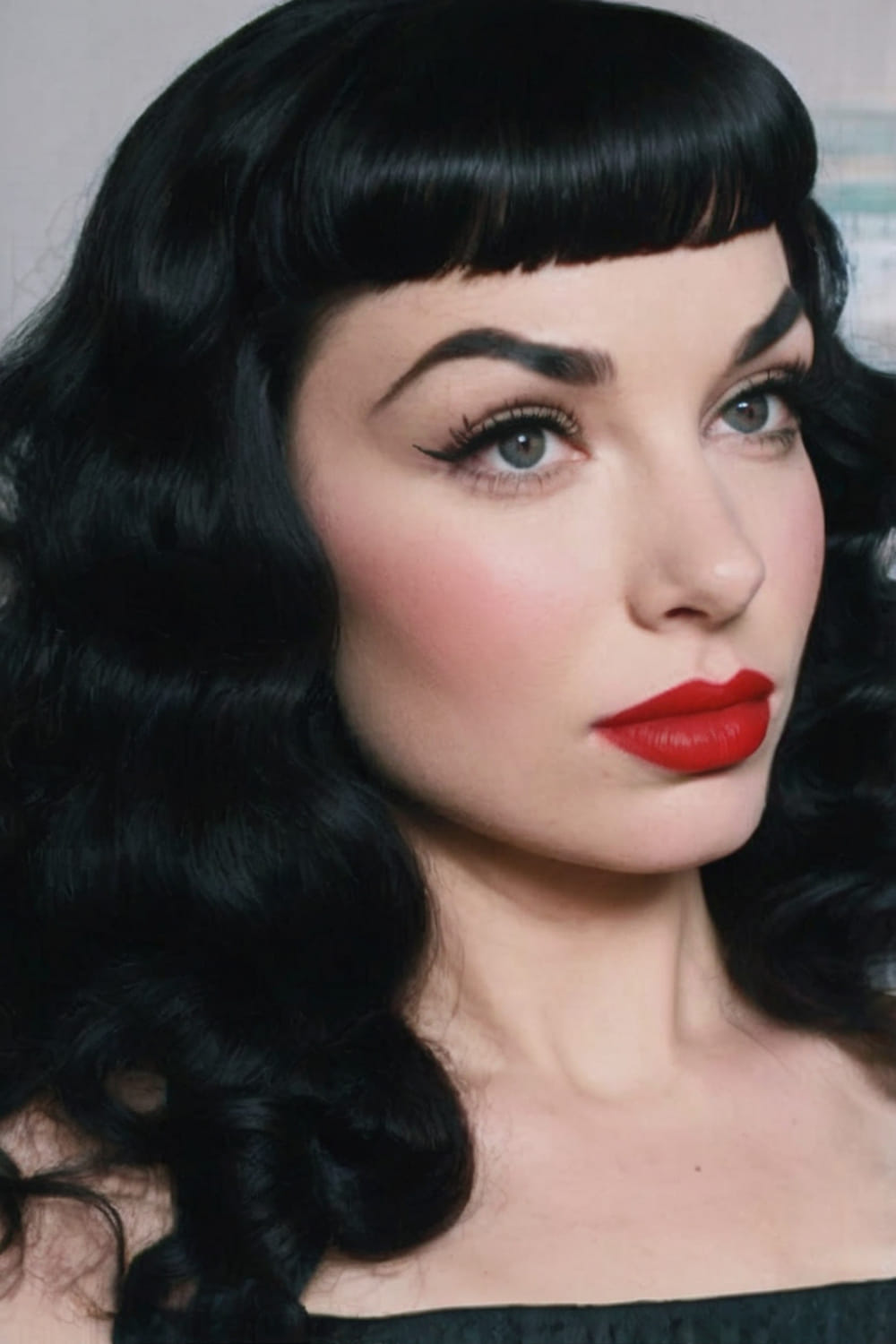 Bettie Page Waves