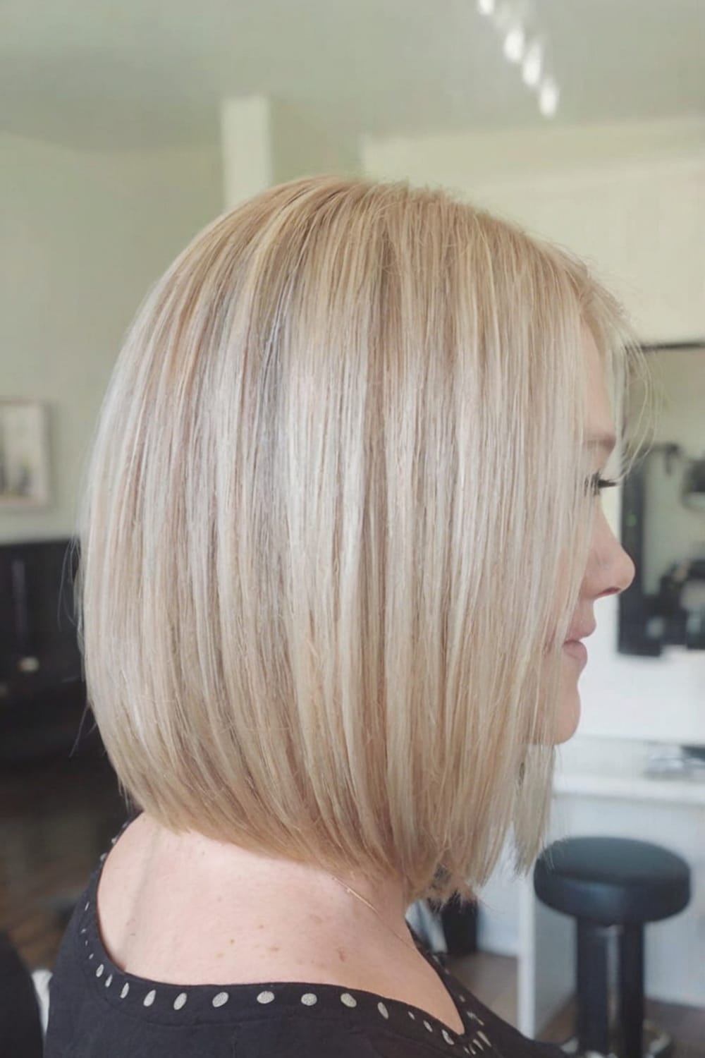 Creamy Blonde Inverted Bob