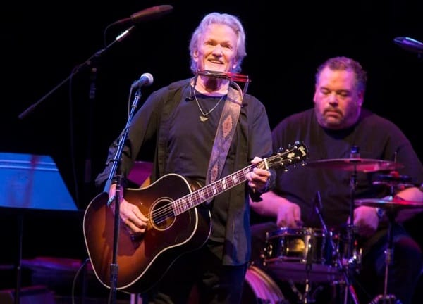 Kris Kristofferson Across the Borderline2