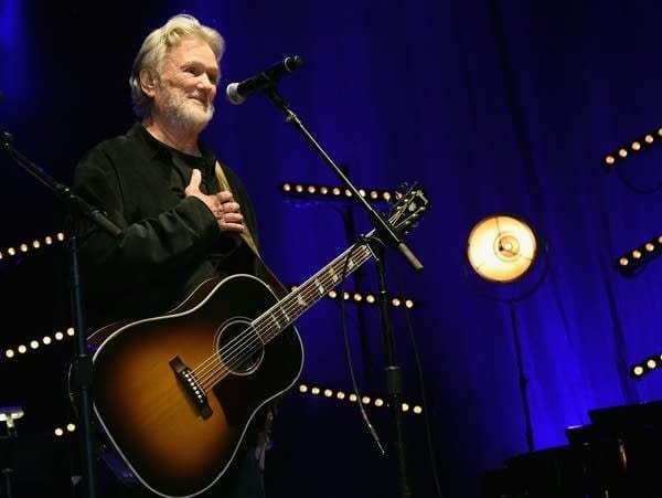 Kris Kristofferson Please Don’t Tell Me How The Story Ends1