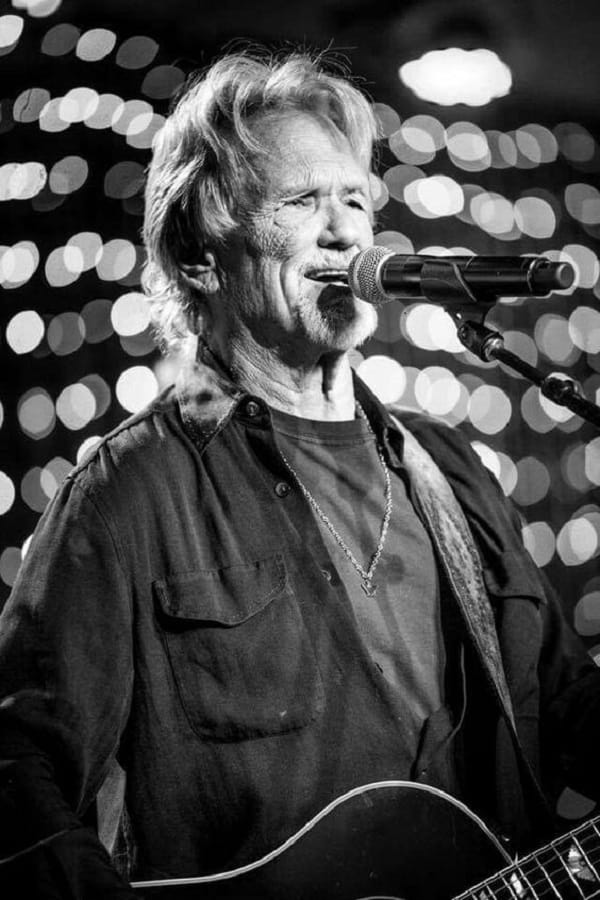 Kris Kristofferson The Circle1