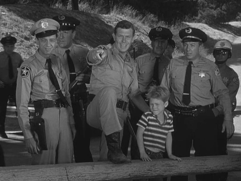 The Andy Griffith Show Season 1 Episode 1 The New Housekeeper (2)