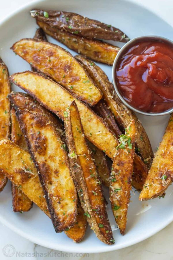 Crispy Baked Potato Wedges