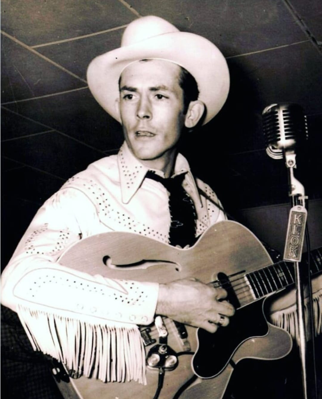 Hank Williams – How Can You Refuse Him Now