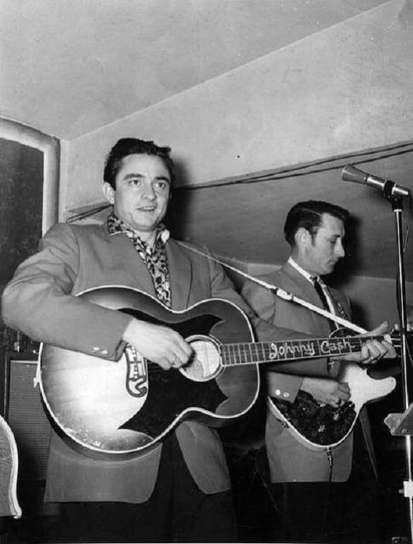 Johnny Cash – Papa Was a Good Man2