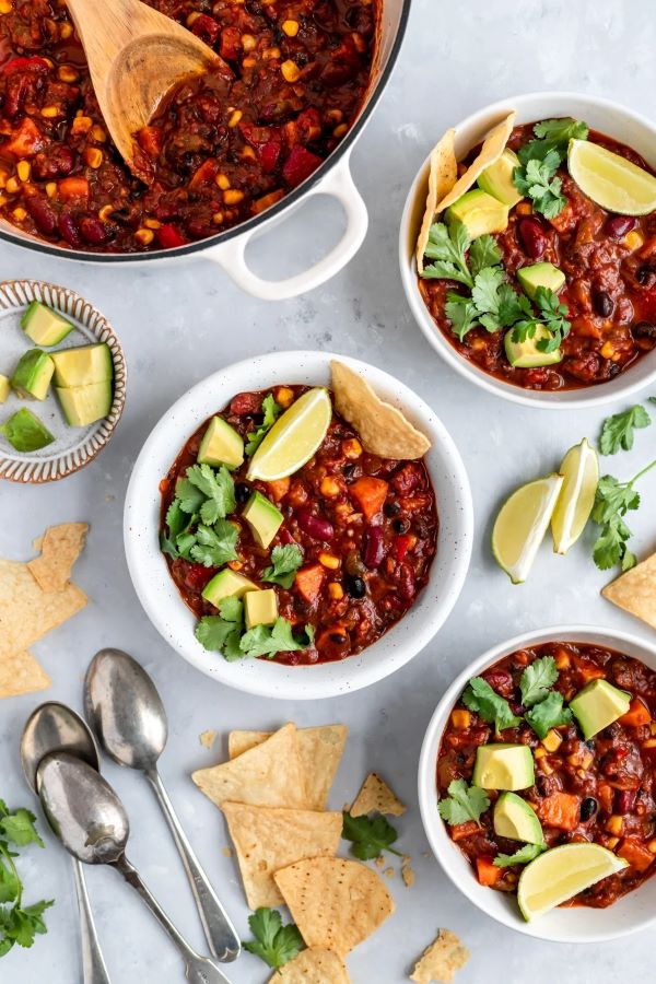 Vegetarian Chili with Grains and Beans