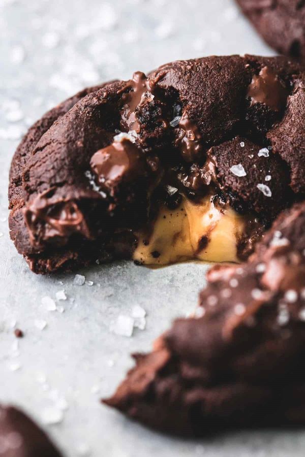 Caramel Stuffed Chocolate Cookies