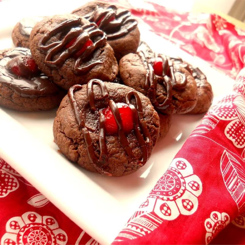 Chocolate Covered Cherry Cookies