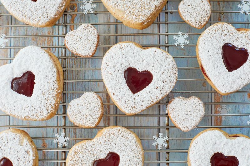 Classic Linzer Cookies