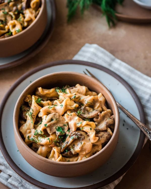 Creamy Vegan Mushroom Stroganoff