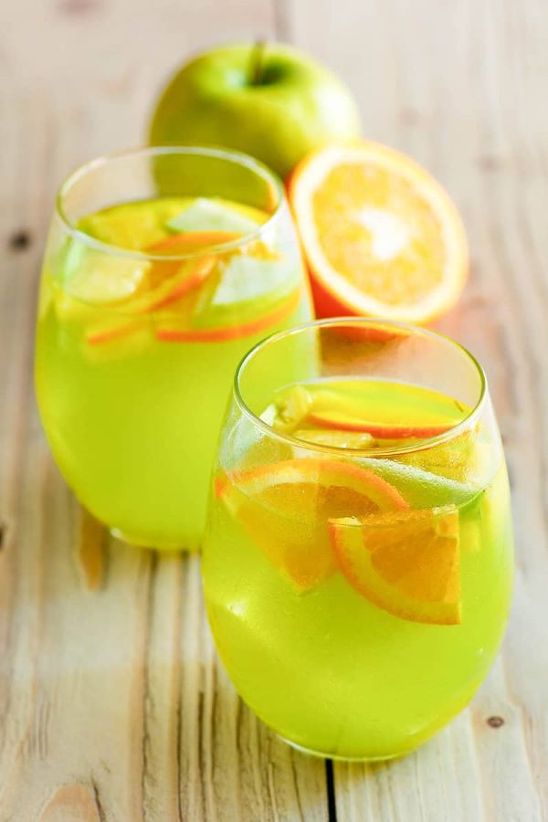 Green Apple Moscato Sangria