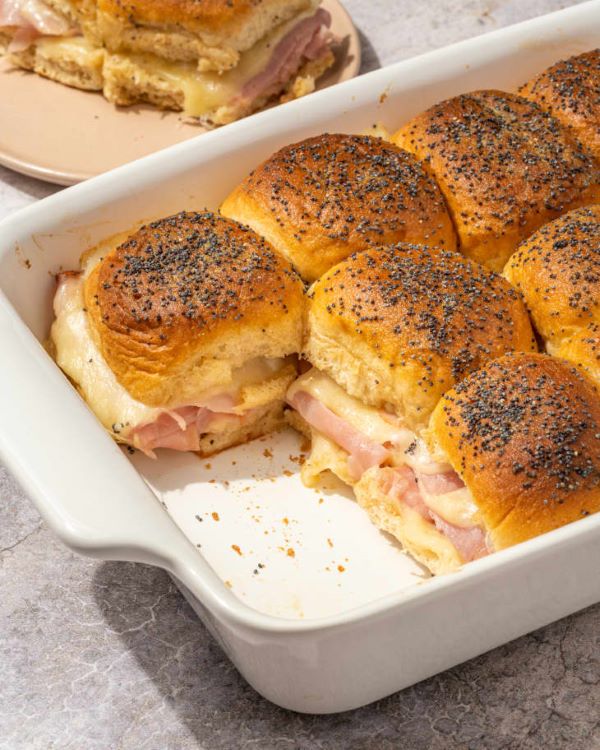 Hawaiian Roll Sliders