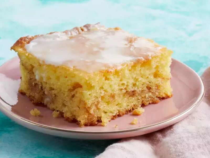 Honey Bun Cake