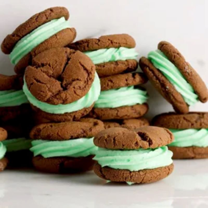 Mint Chocolate Chip Cookie Sandwiches