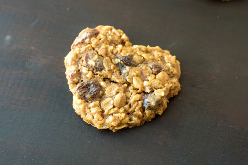 Oatmeal Raisin Heart Cookies