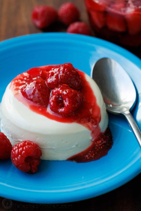 Panna Cotta with Berry Sauce