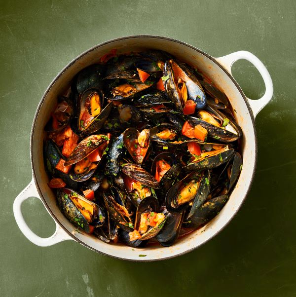 Smoky Mussels Pomodoro