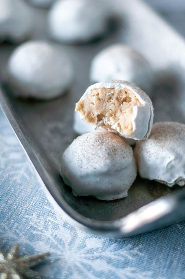 Snickerdoodle Footballs