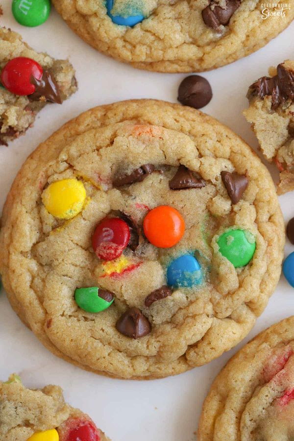 Super Bowl M&M Cookies