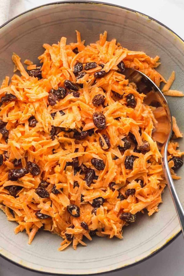 Carrot Raisin Salad