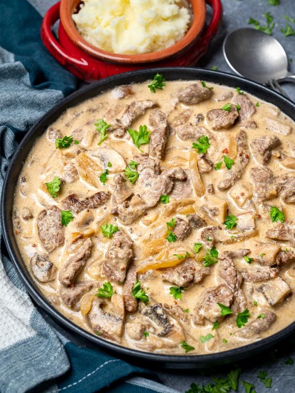 Keto Beef Stroganoff