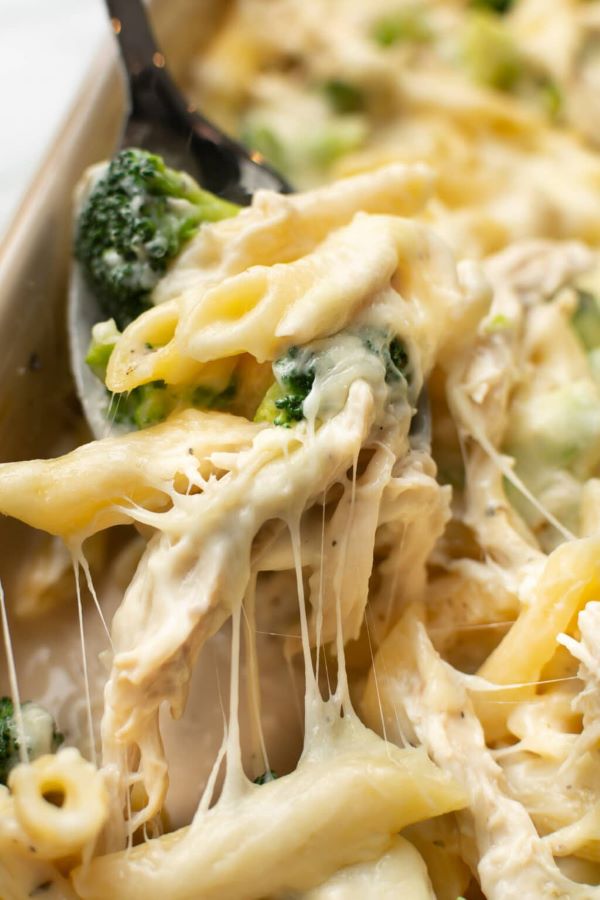 Rotisserie Chicken and Broccoli Alfredo Bake