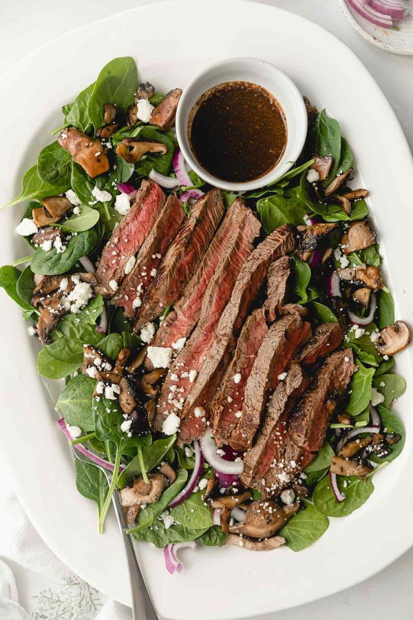 Steak Salad with Sautéed Mushrooms