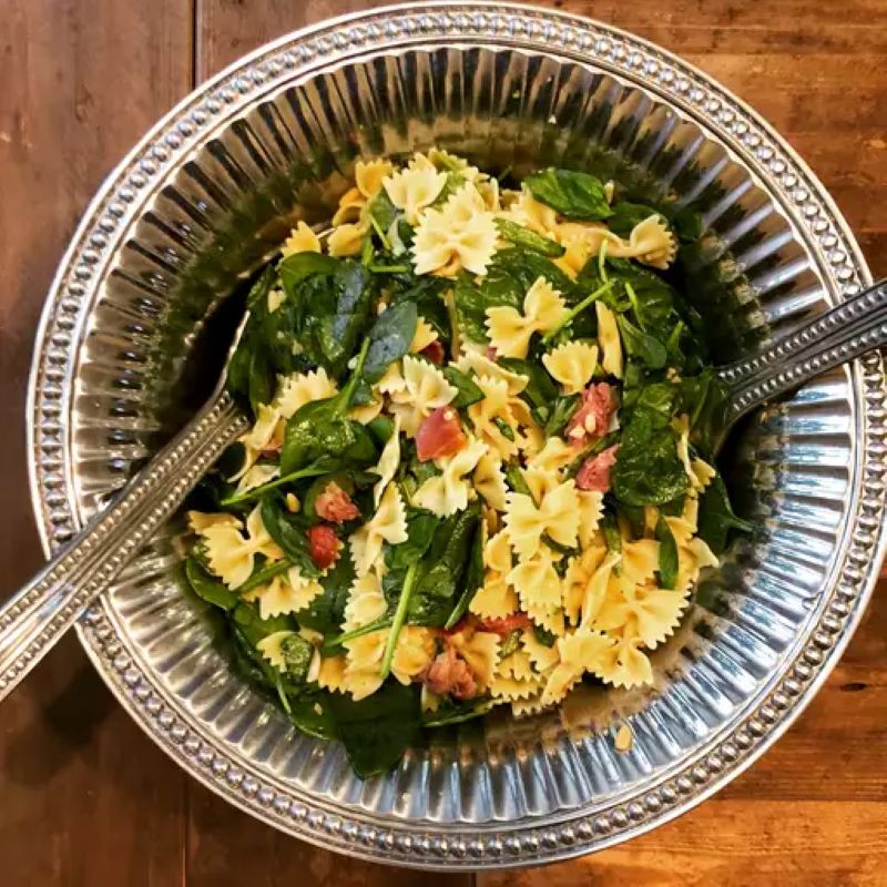 Bow Tie & Spinach Salad