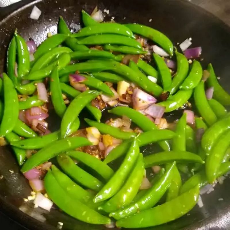 Minty Sugar Snap Peas