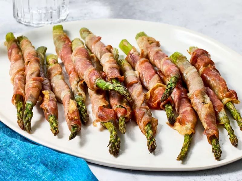 Prosciutto Wrapped Asparagus