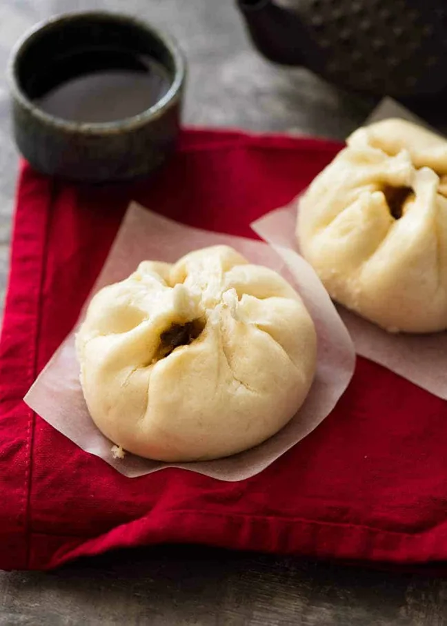 Chinese Steamed Pork Buns (2)