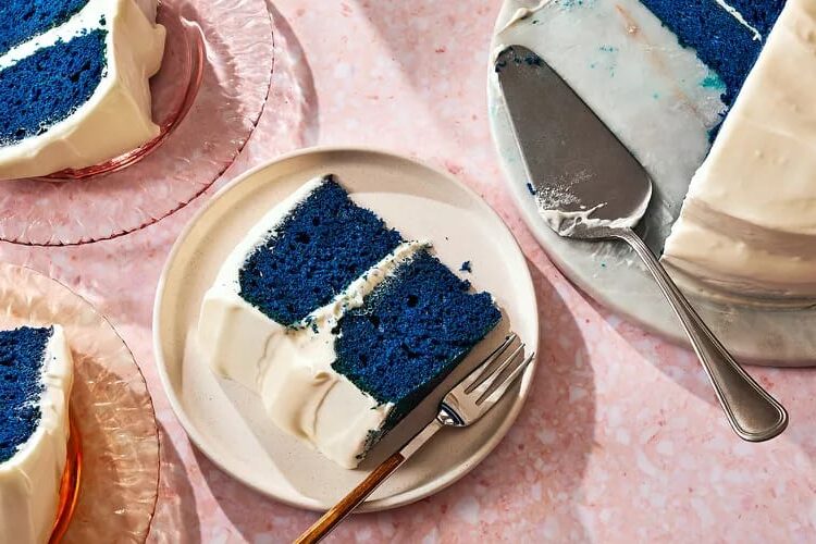 Blue Velvet Cake Recipe (3)