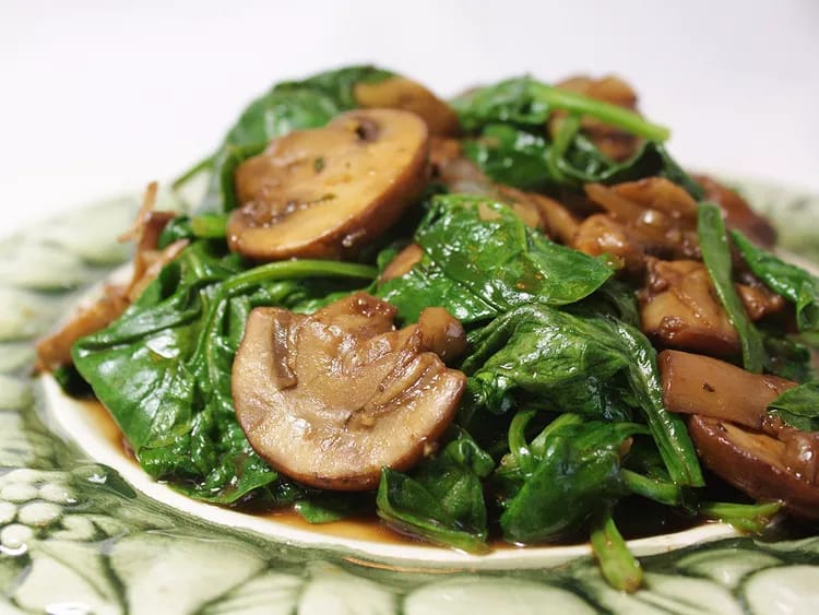 Sautéed Spinach and Mushrooms Recipe (2)