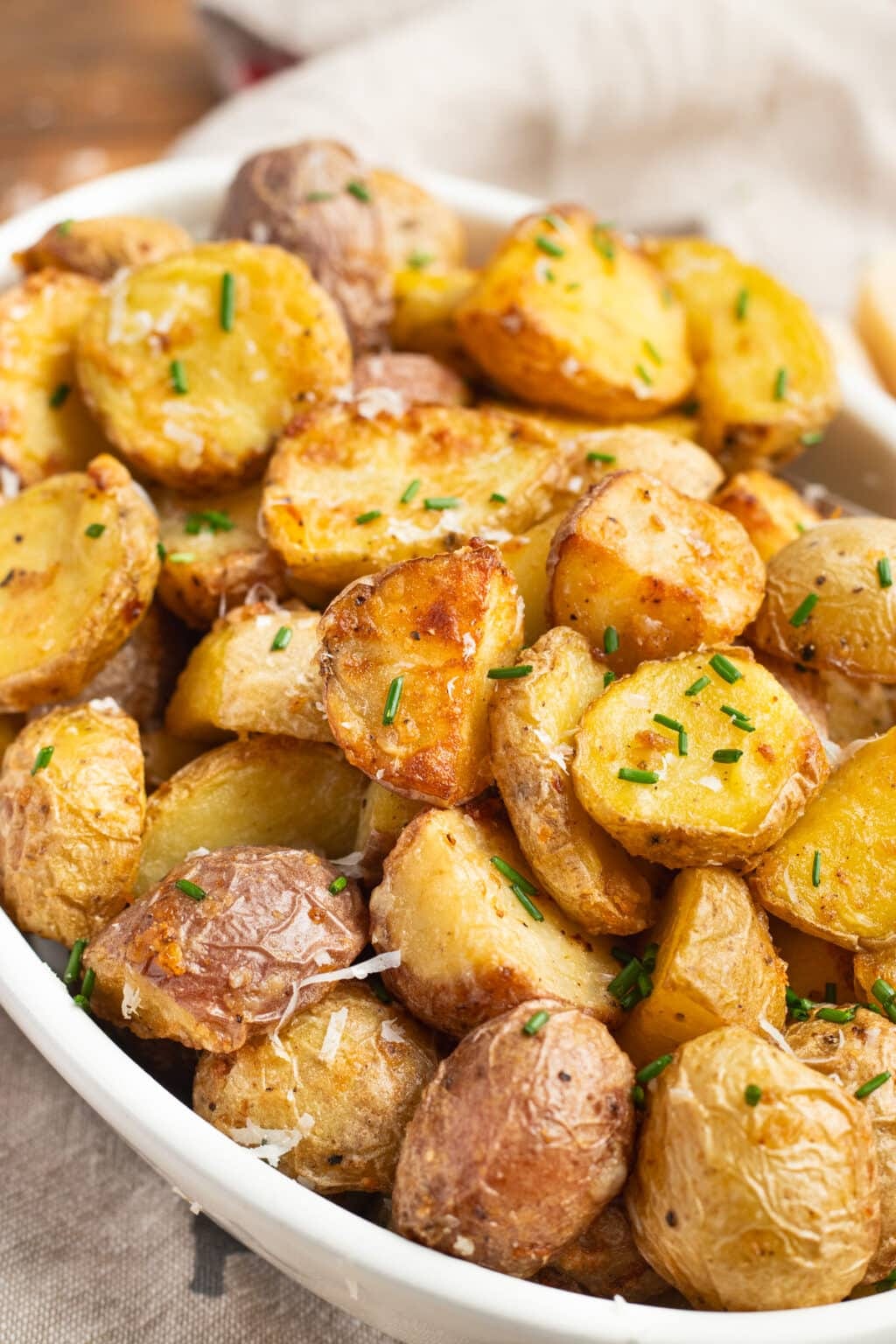 Air Fryer Garlic Parmesan Potatoes Recipe (3)