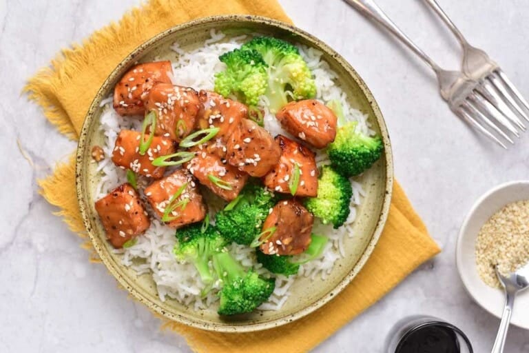 Air Fryer Honey Garlic Salmon Bites (2)