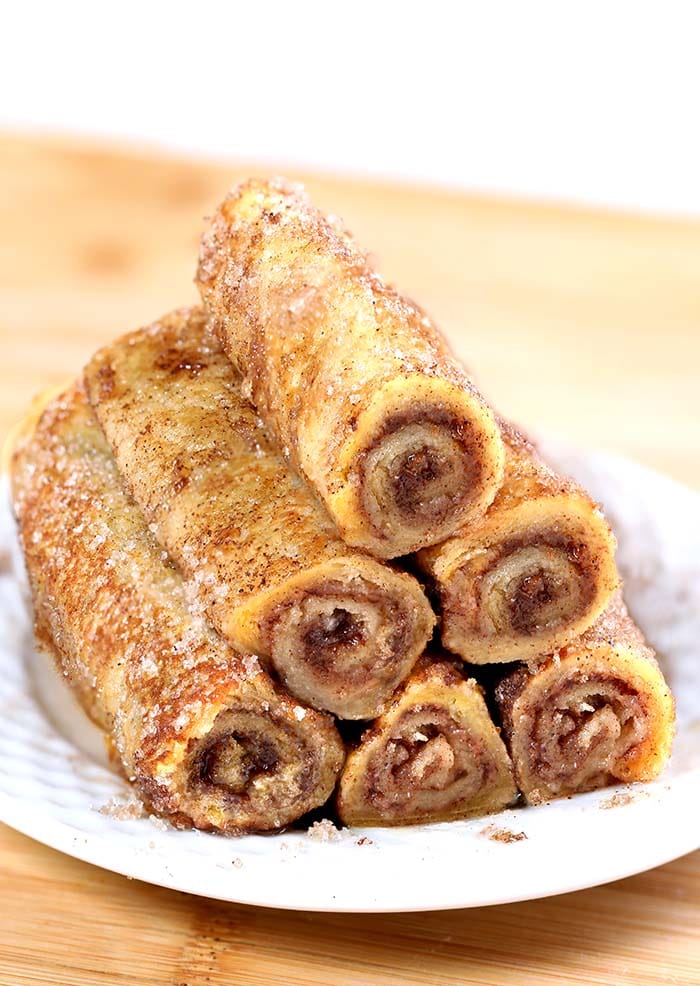 Cinnamon Roll French Toast Roll Ups (1)