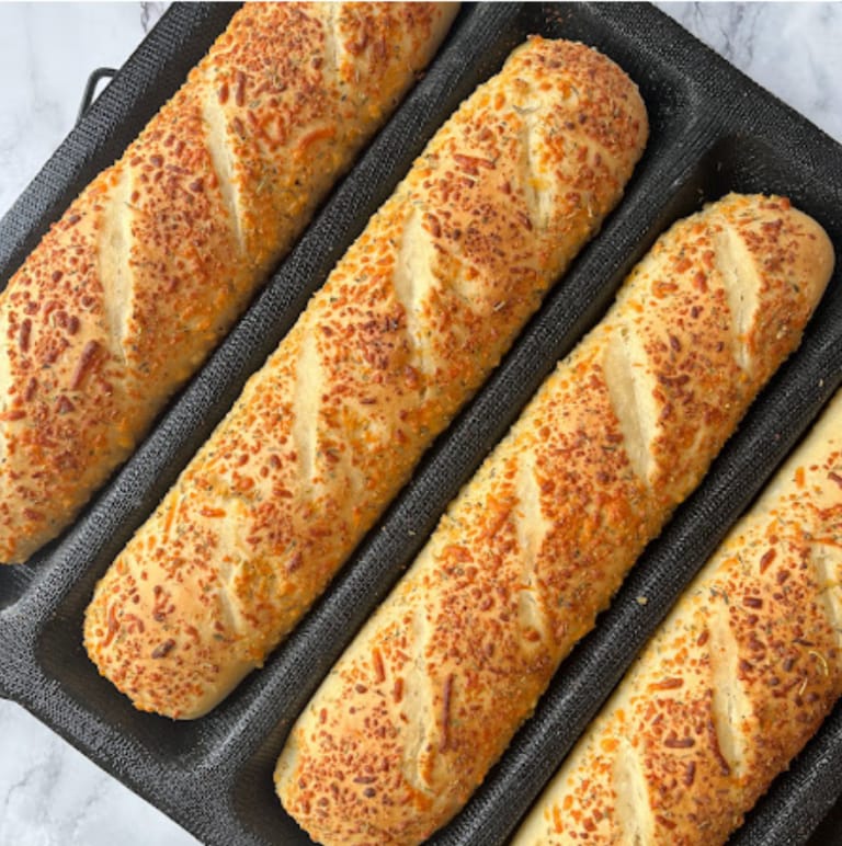 Copycat Subway Italian Herb & Cheese Bread Recipe (3)
