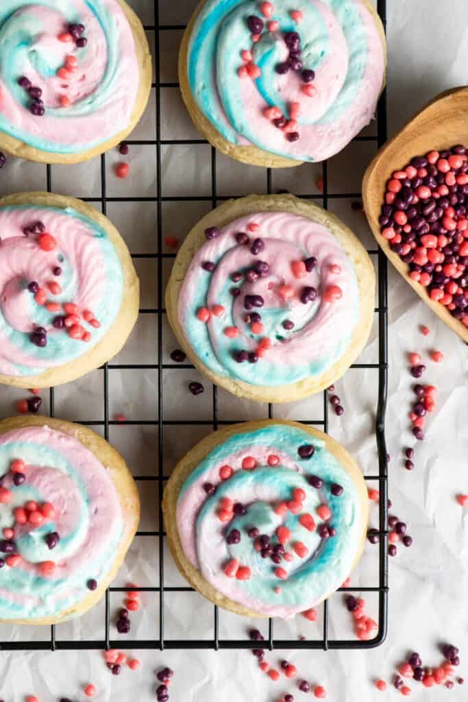 Cotton Candy Crumbl Cookies (1)