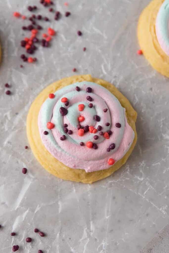 Cotton Candy Crumbl Cookies (4)