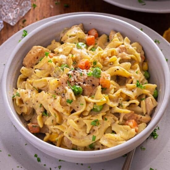 Creamy Chicken Pot Pie Noodles Recipe (2)