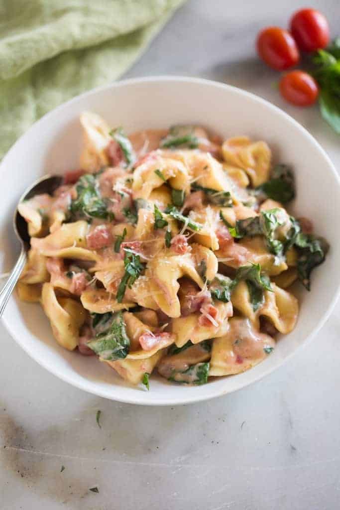Creamy Spinach Tomato Tortellini (1)